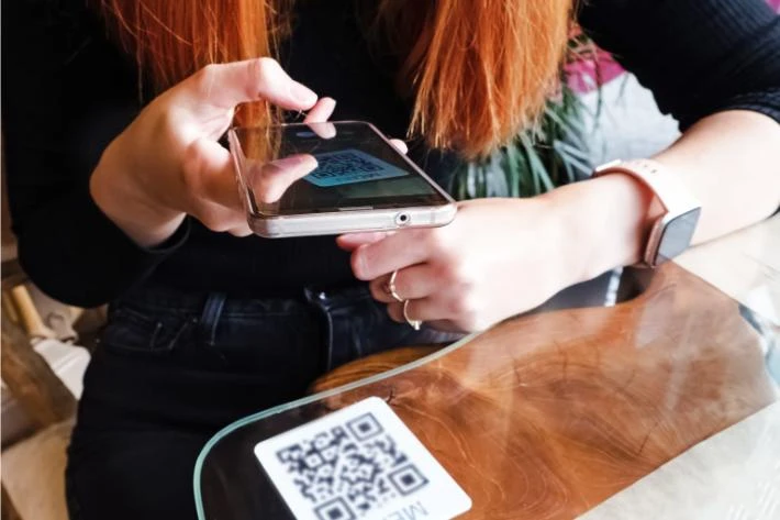 Authenticate Education Certificate with QR Codes